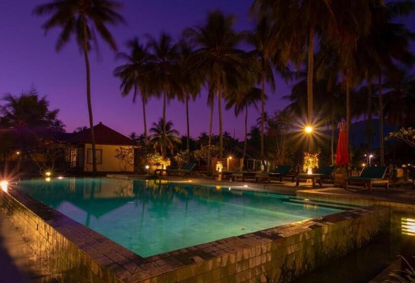 Otel Oyo 1508 Mascot Beach