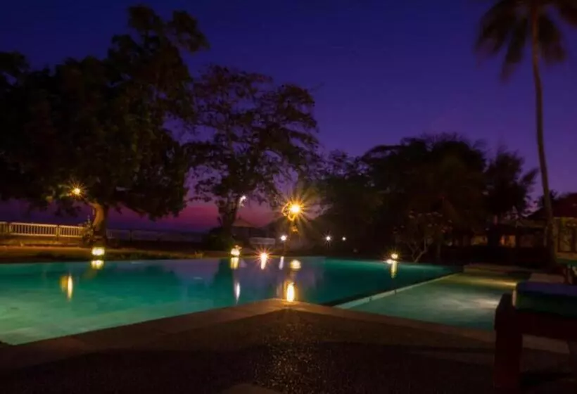 Hotelli Oyo 1508 Mascot Beach