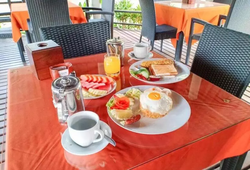 Hotelli Oyo 1508 Mascot Beach