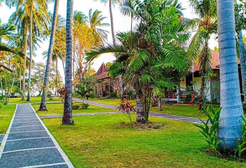 Otel Oyo 1508 Mascot Beach