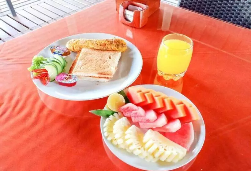 Hotelli Oyo 1508 Mascot Beach