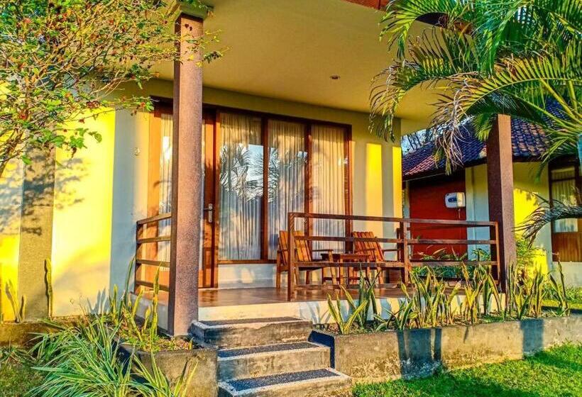 Otel Oyo 1508 Mascot Beach