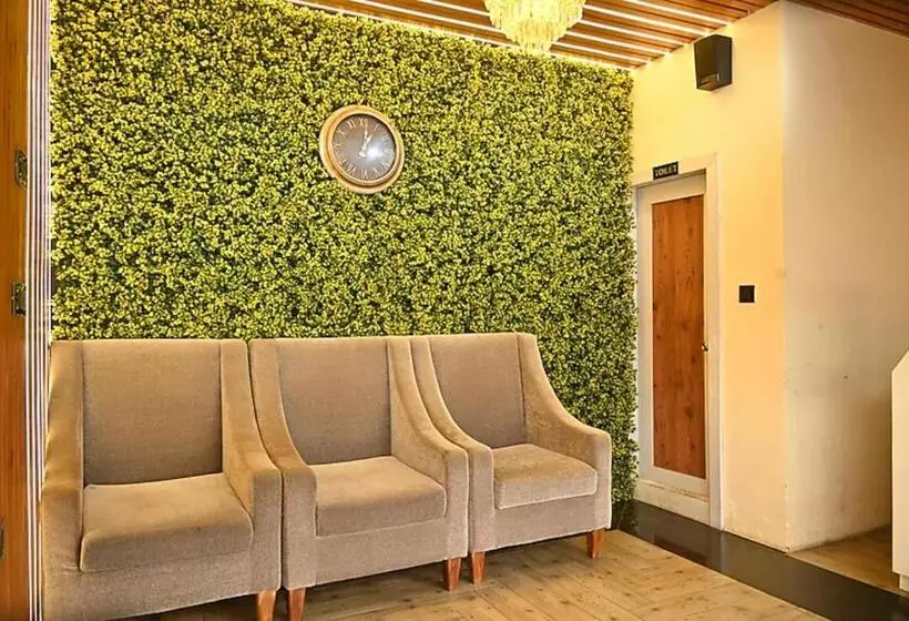 Grg Hotel Moon Ct Road Puri Near Sea Beach   Family Friendly