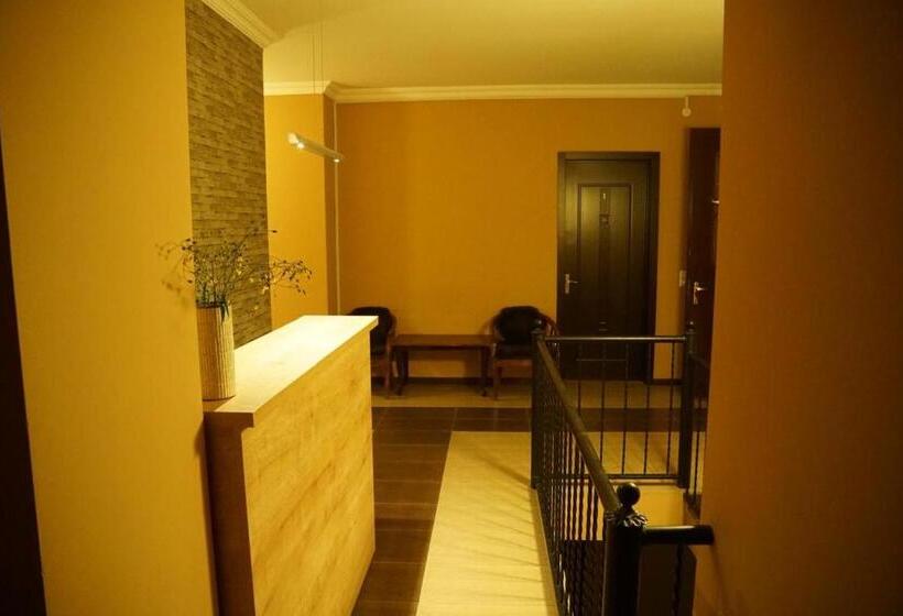 هتل Restraunt Center