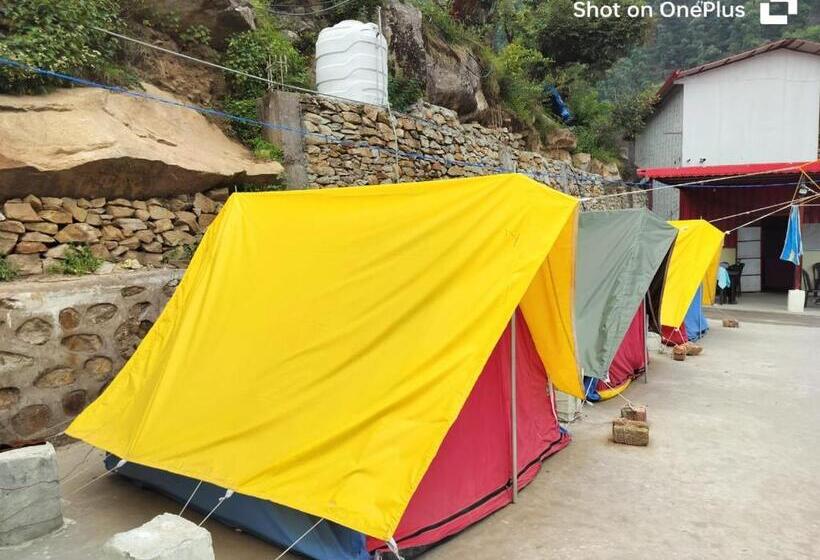 בית מלון כפרי Surya Palace & Restaurant