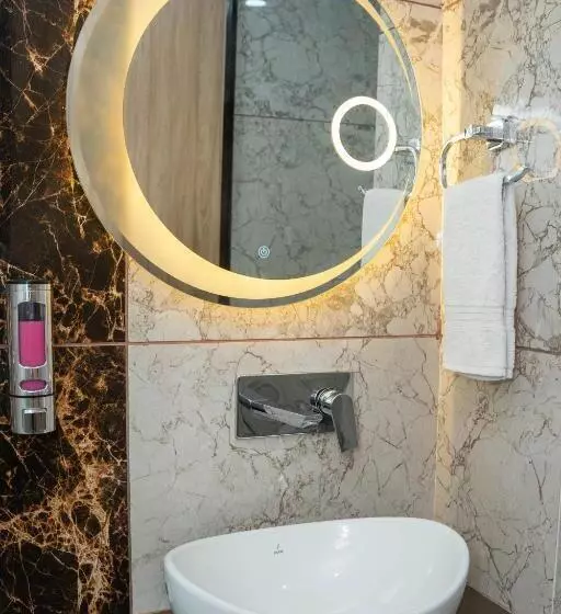 Hotelli W Grand   A Boutique