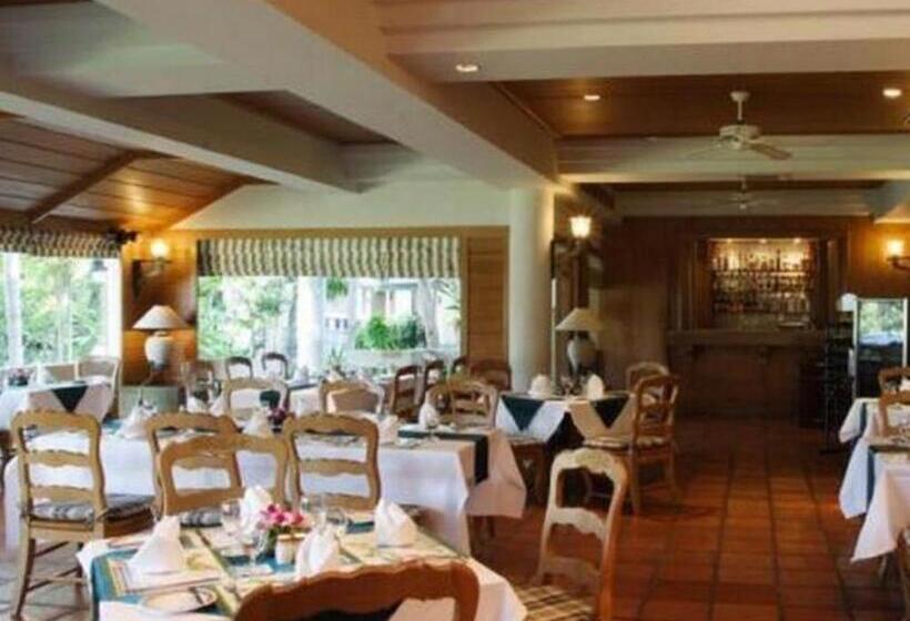 Lake View Hotel And Golf Club