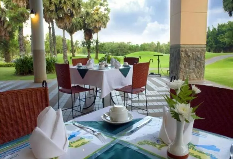 Lake View Hotel And Golf Club