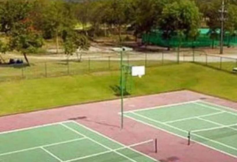 Lake View Hotel And Golf Club