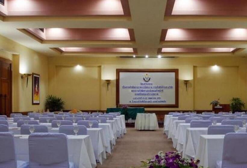 Lake View Hotel And Golf Club