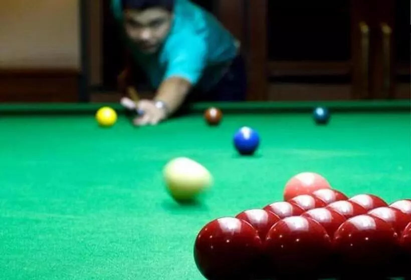 Lake View Hotel And Golf Club