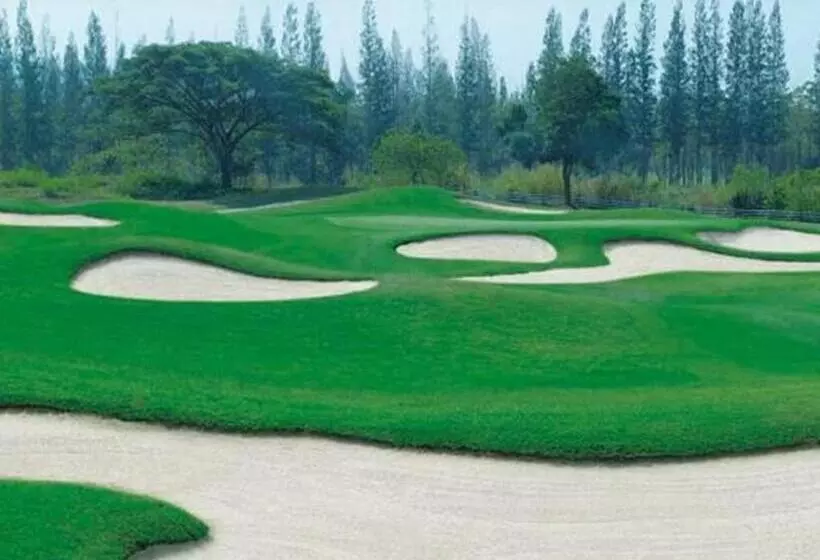 Lake View Hotel And Golf Club