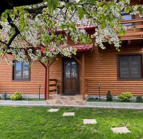 Pensjonat Casa Danady