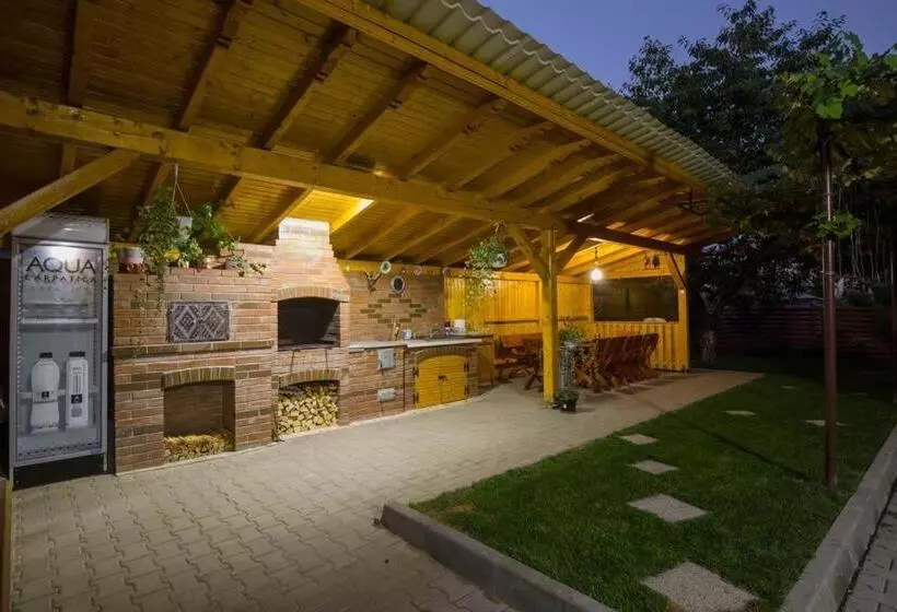 ペンション Casa Danady