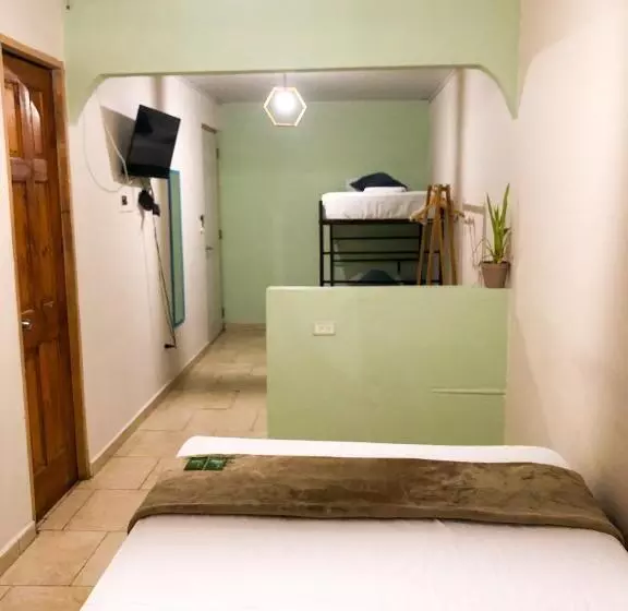 ペンション Hostal Síndigo