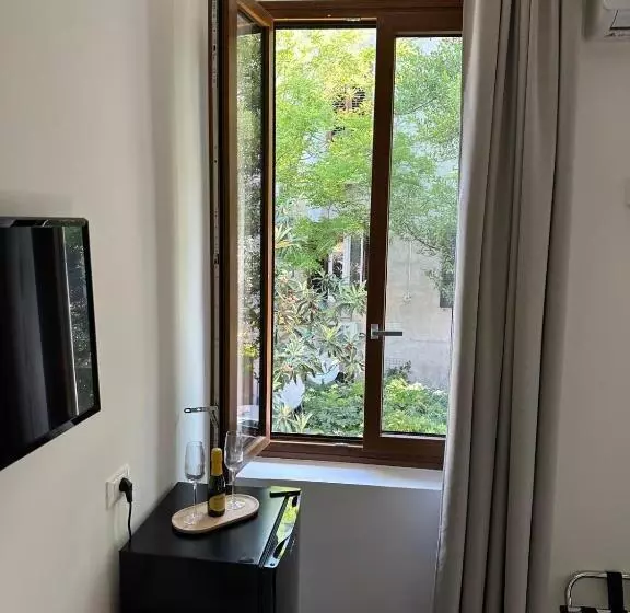 پانسیون Il Glicine