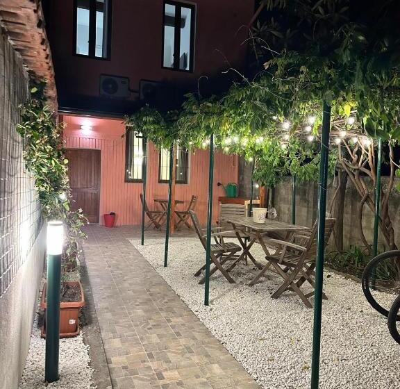 پانسیون Il Glicine