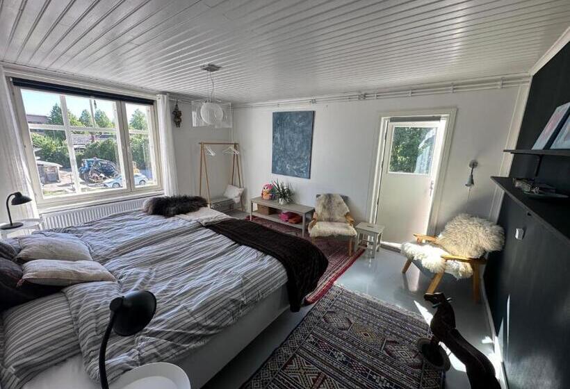 ペンション Matmalmeneva