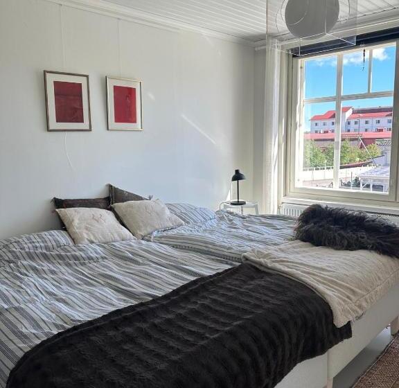 ペンション Matmalmeneva