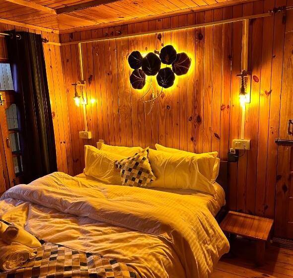 리조트 Aarin Retreatt