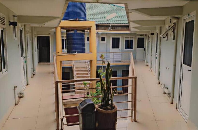 Snow View Hotel Kasese