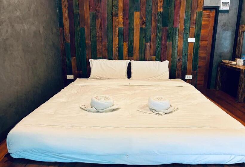 The Good View Erawan Resort