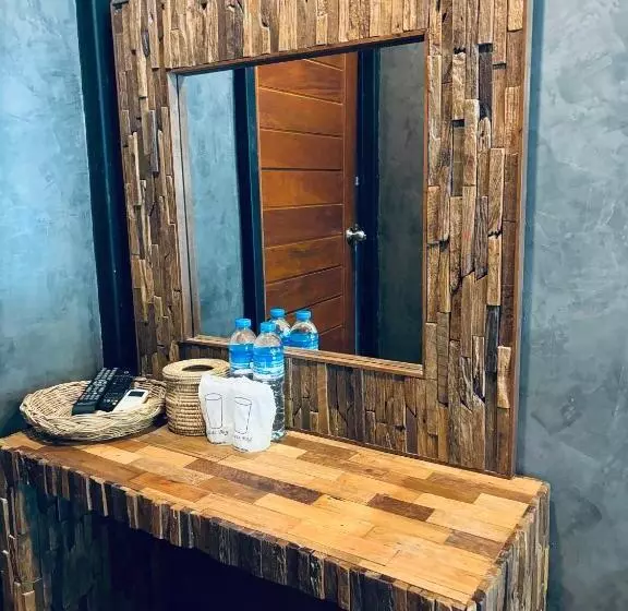 The Good View Erawan Resort