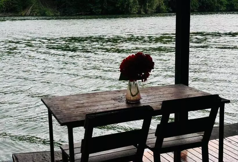 The Good View Erawan Resort