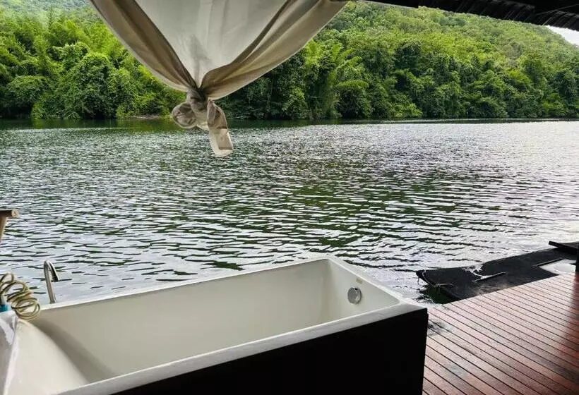 The Good View Erawan Resort