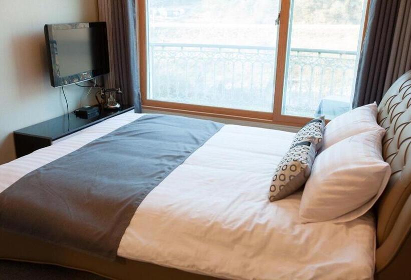 Cheongpyeong Family Hotel Caviar Resort