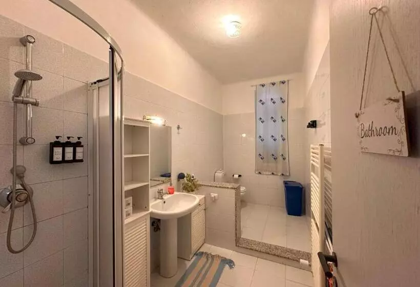 Adora B&b