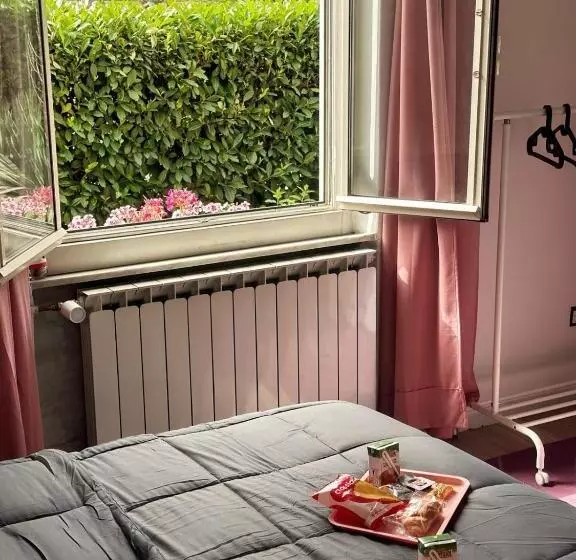 Adora B&b