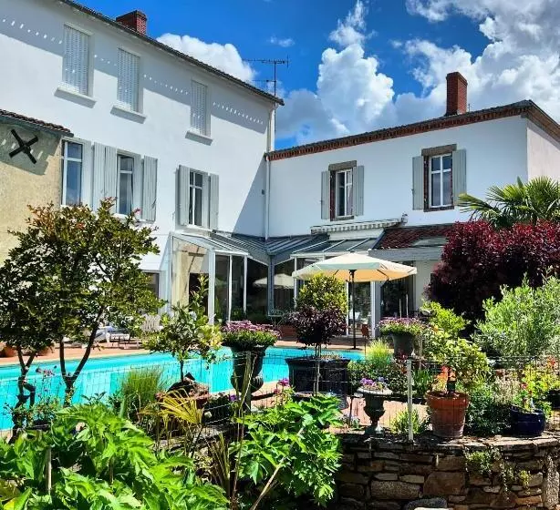 ベッドアンドブレックファースト Le Relais Du Puy