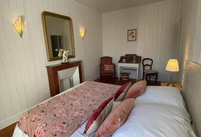 ベッドアンドブレックファースト Le Relais Du Puy