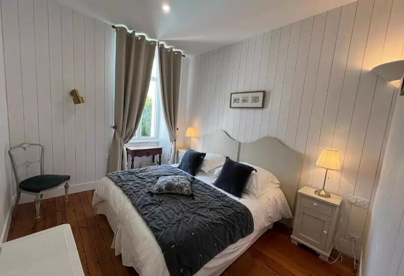 ベッドアンドブレックファースト Le Relais Du Puy