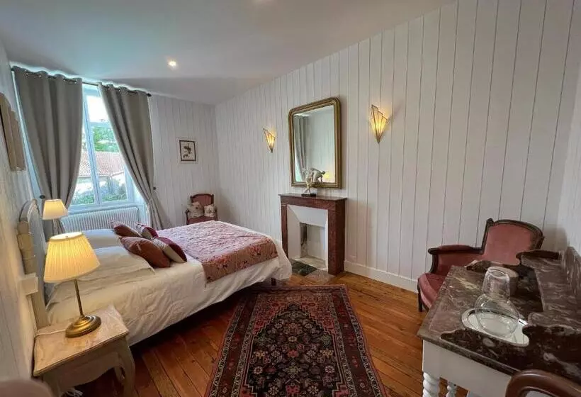 ベッドアンドブレックファースト Le Relais Du Puy