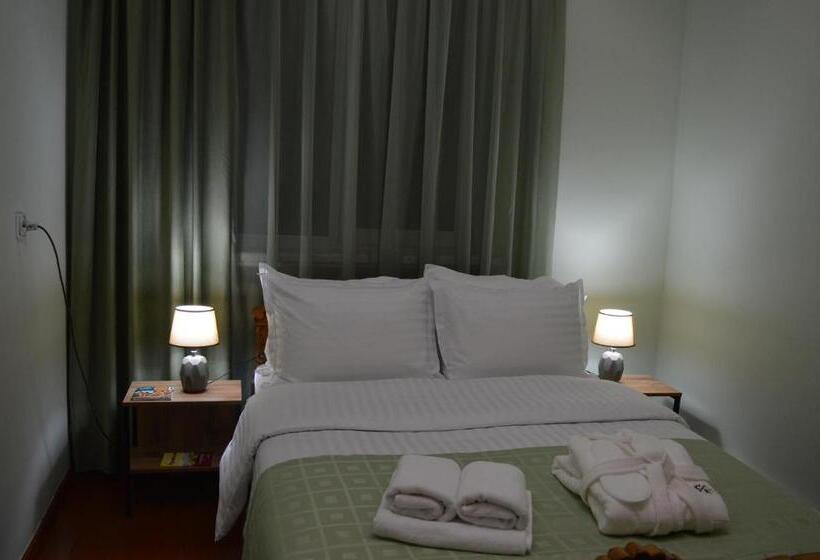 Bed and Breakfast Nikolyans Guesthouse