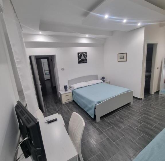 مبيت وإفطار Piazza Salotto