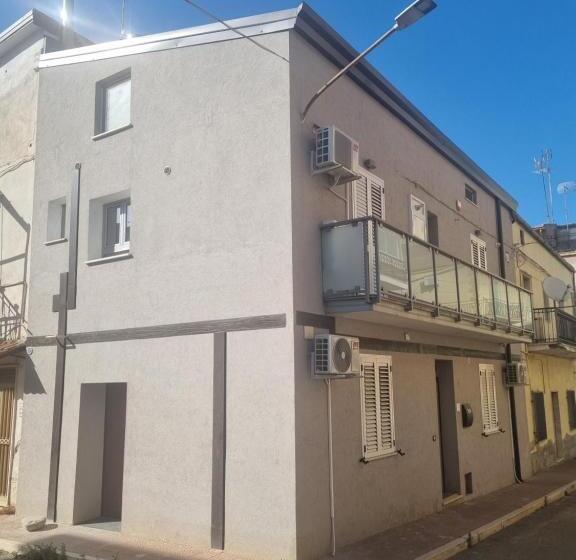 مبيت وإفطار Piazza Salotto