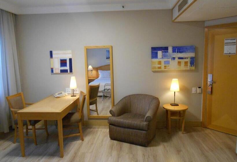 Flat Com ótima Localização Em Higienópolis   Affiliated By Meliã