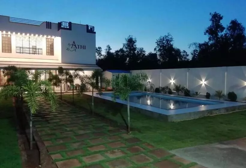 ホテル Athi Farm House