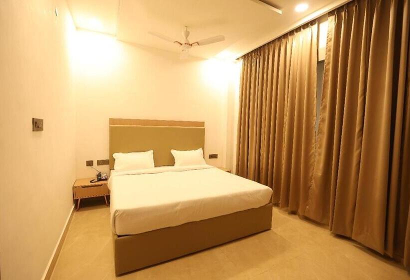 酒店 Kairvi Fort Resort