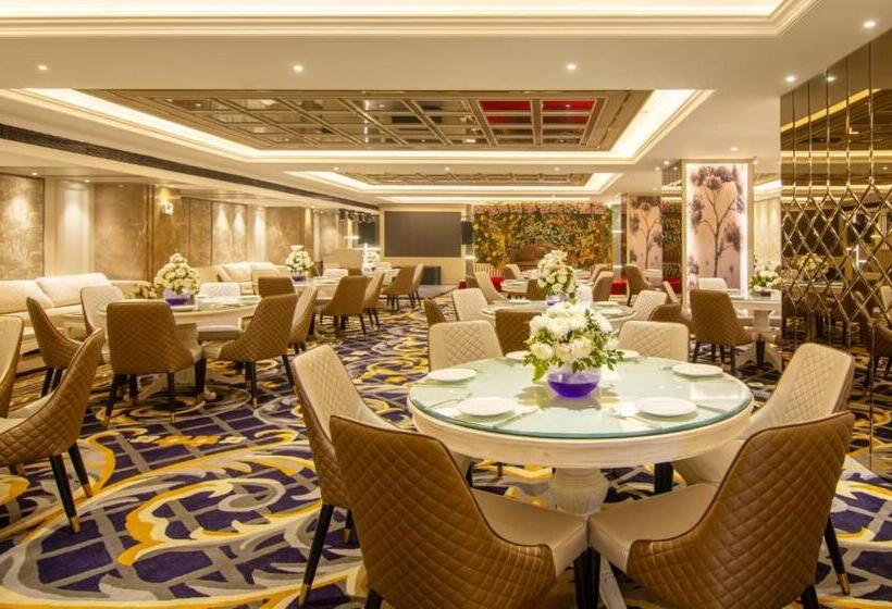 Отель Karlton Inn