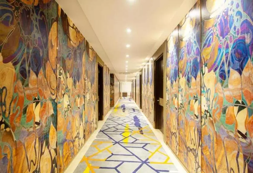 ホテル Karlton Inn
