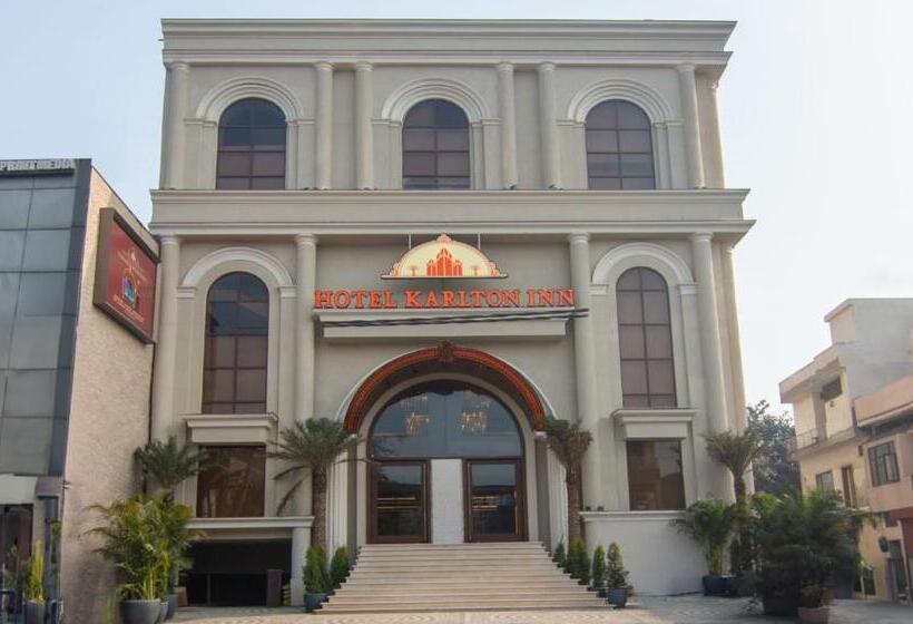 Отель Karlton Inn