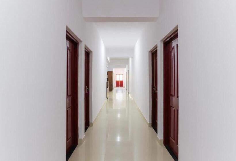 Hotel O Nila Tourist Home