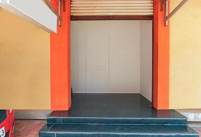 Hotel O Nila Tourist Home