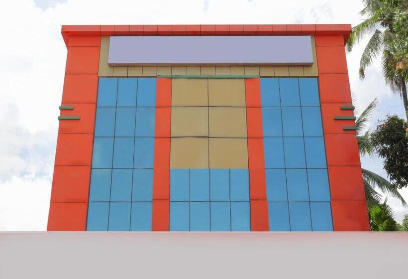 Hotel O Nila Tourist Home