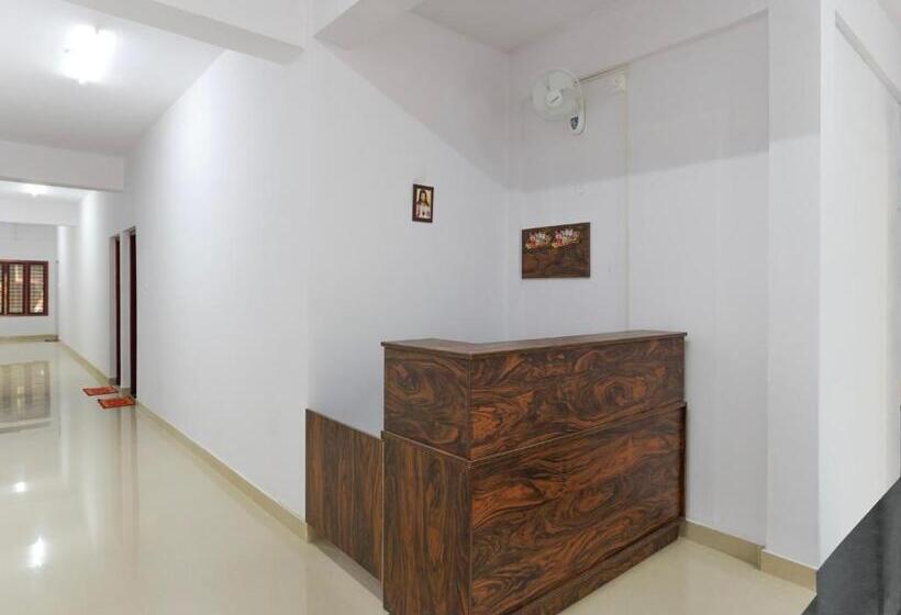 Hotel O Nila Tourist Home