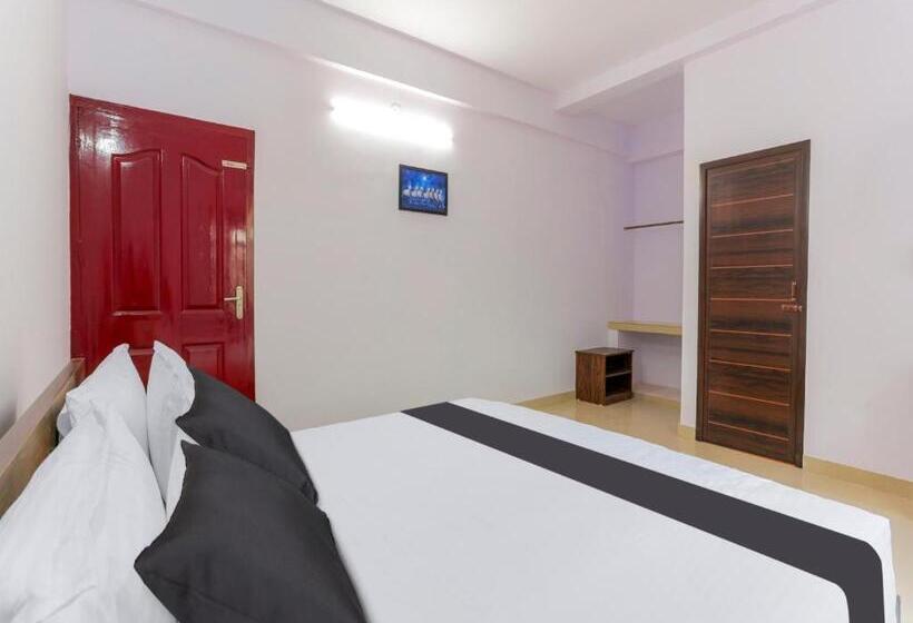 Hotel O Nila Tourist Home